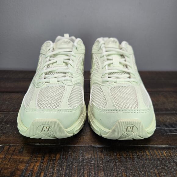 NEW New Balance 530 Womens Size 8.5 D Running Shoes U530TBB Gray Mineral Green - Picture 3 of 12